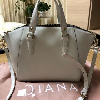 ダイアナ(DIANA)のDIANA ハンドバッグ(ハンドバッグ)