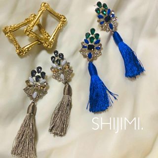 ザラ(ZARA)の【Import〻jewelry】ビジュータッセル フリンジ ラインストーン 青茶(ピアス)