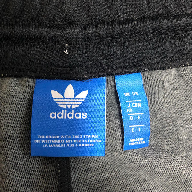 adidas(アディダス)のadidas トラックパンツ ジャージ メンズのパンツ(その他)の商品写真