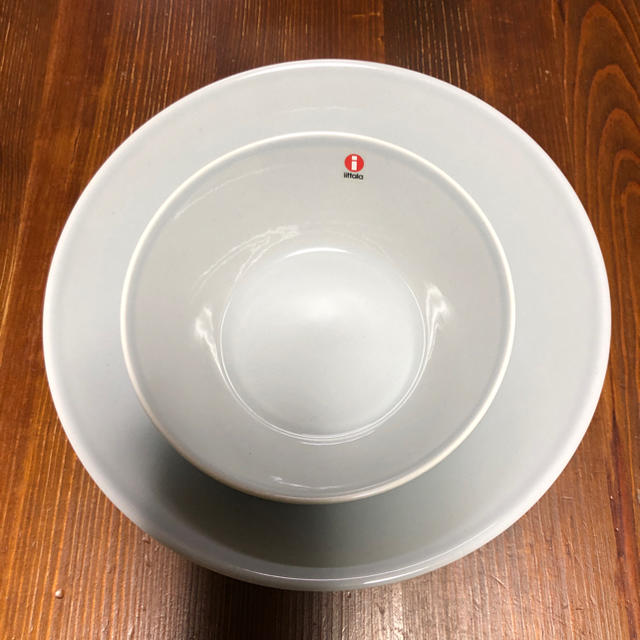 iittala(イッタラ)の専用です‼️イッタラ  ティーマ パールグレー  6点セット インテリア/住まい/日用品のキッチン/食器(食器)の商品写真