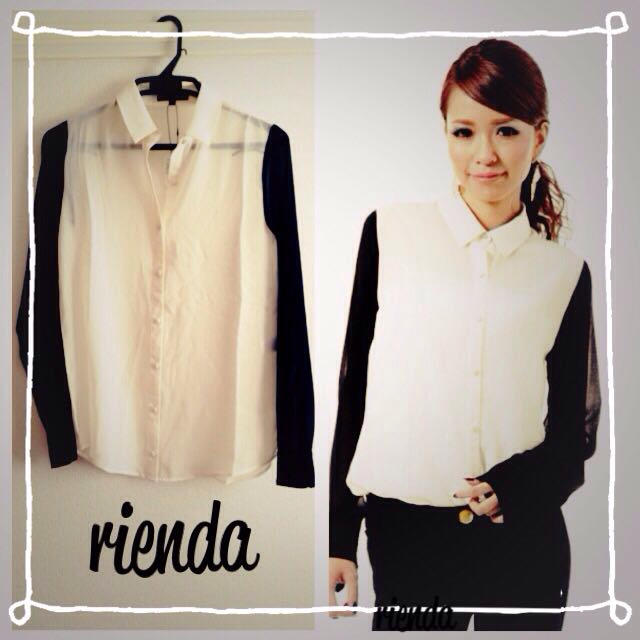 rienda(リエンダ)の新品riendaバイカラーシャツ レディースのトップス(シャツ/ブラウス(長袖/七分))の商品写真
