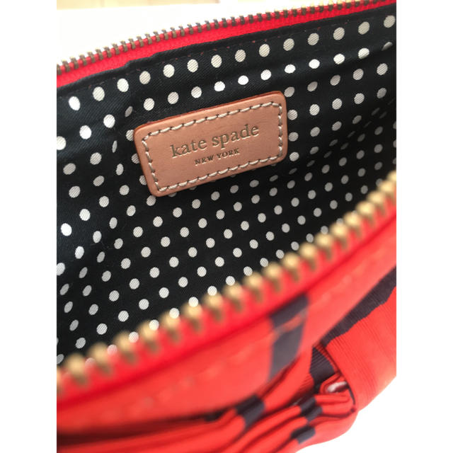 kate spade new york(ケイトスペードニューヨーク)のkate spade new york クラッチバッグ ポーチ マーク レディースのバッグ(ハンドバッグ)の商品写真