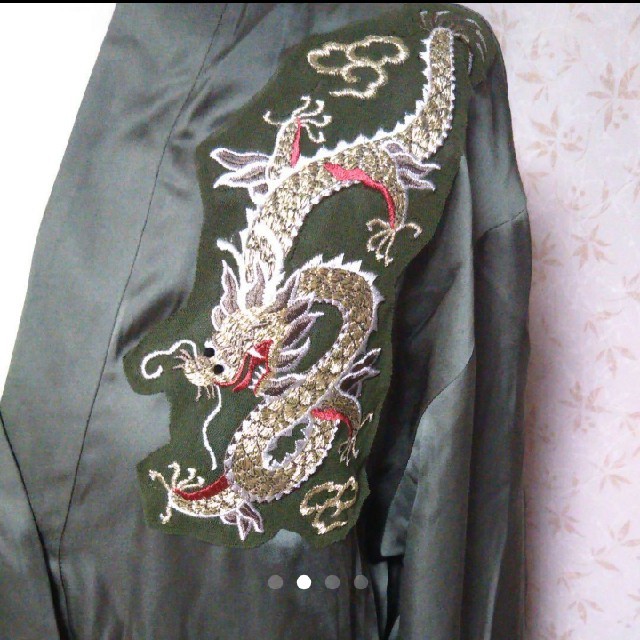 VIVIENNE TAM(ヴィヴィアンタム)の♪VIVIAN TAM ドラゴン刺繍 ガウン風ドレス レディースのワンピース(ロングワンピース/マキシワンピース)の商品写真