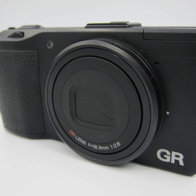 【RICOH】GR APS-CサイズCMOSセンサー