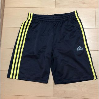 アディダス(adidas)のadidas ハーフパンツ(ハーフパンツ)