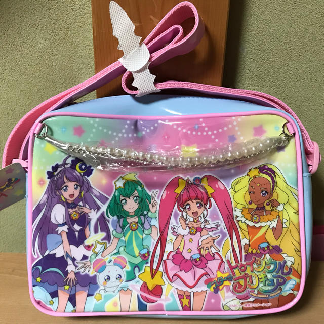 週末SALE！！【新品・未使用品】トゥインクルプリキュア   ショルダーバッグ キッズ/ベビー/マタニティのこども用バッグ(通園バッグ)の商品写真