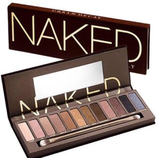 アーバンディケイ(Urban Decay)の【新品】URBAN DECAY NAKED12色アイシャドウパレット(アイシャドウ)