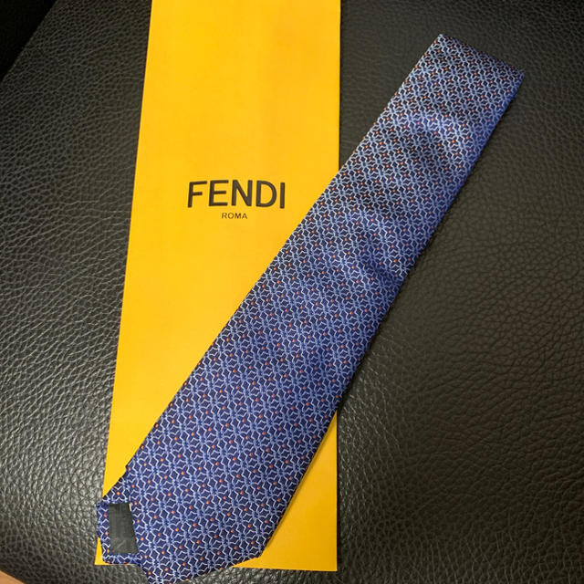 FENDI ネクタイ 新品未使用