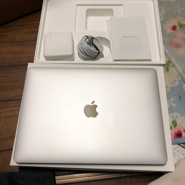 MacBook Pro 13inch 2017 i7/16GB/1TB