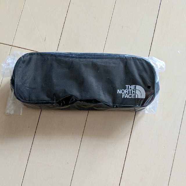 THE NORTH FACE(ザノースフェイス)のノースフェイス　ノベルティ　ペンケース　新品 インテリア/住まい/日用品の文房具(ペンケース/筆箱)の商品写真