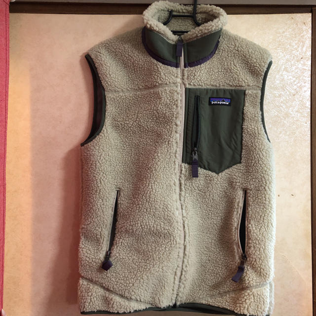 patagonia(パタゴニア)のパタゴニア ベスト レトロx メンズのトップス(ベスト)の商品写真