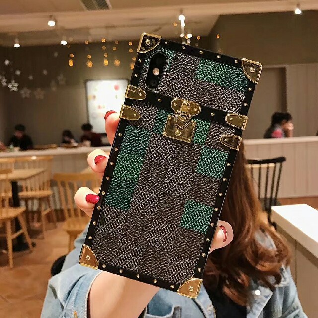 LOUIS VUITTON - LVケース iphonecaseアイフォンケースの通販 by 内海 w's shop｜ルイヴィトンならラクマ