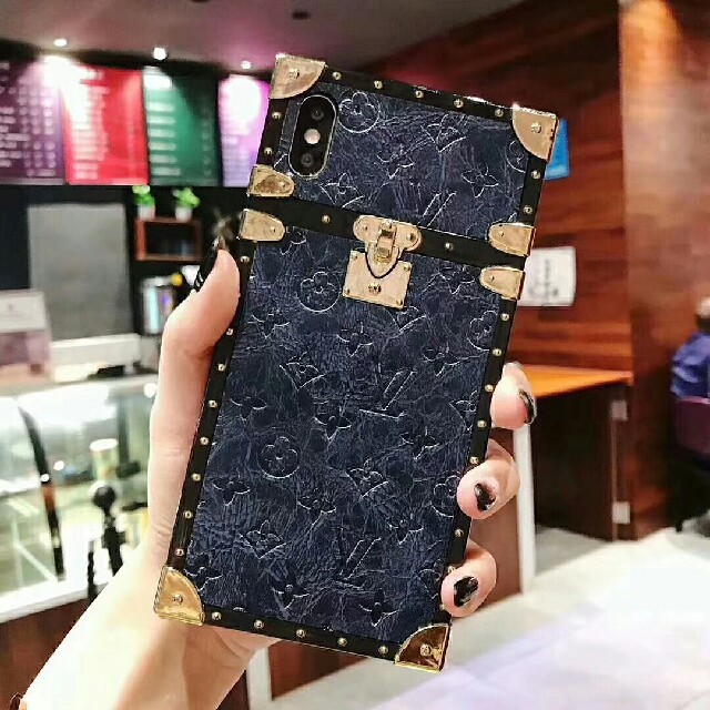 LOUIS VUITTON - 
LV携帯ケース iphonecaseアイフォンケースの通販 by 内海 w's shop｜ルイヴィトンならラクマ