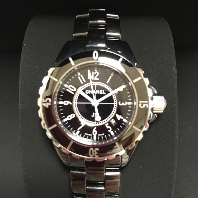 CHANEL - ❤️美品❤️シャネル J12 ブラックセラミック腕時計 2018年製