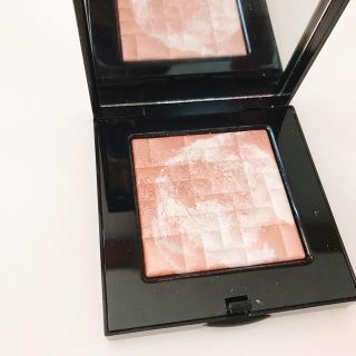 ボビイブラウン(BOBBI BROWN)のボビーブラウン ハイライト パウダー(フェイスパウダー)