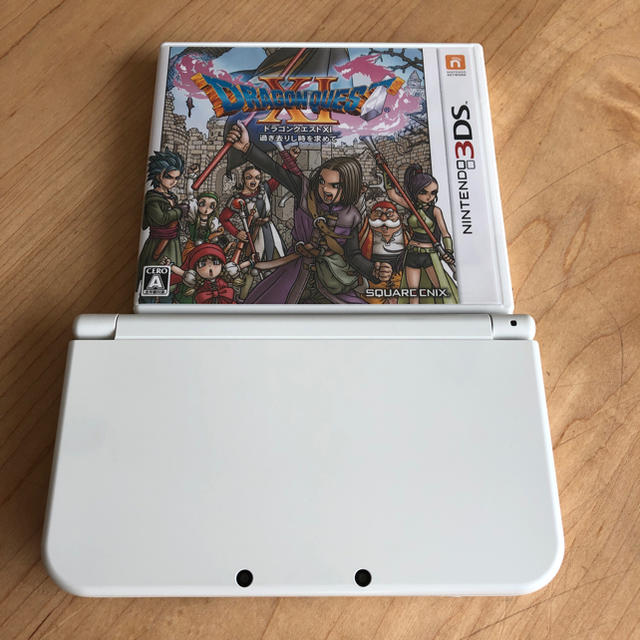 3DS ll 本体＋アダプター&ドラクエ11