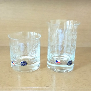 ボヘミア クリスタル(BOHEMIA Cristal)の【新品✨】ボヘミアペアグラス 4個セット(グラス/カップ)
