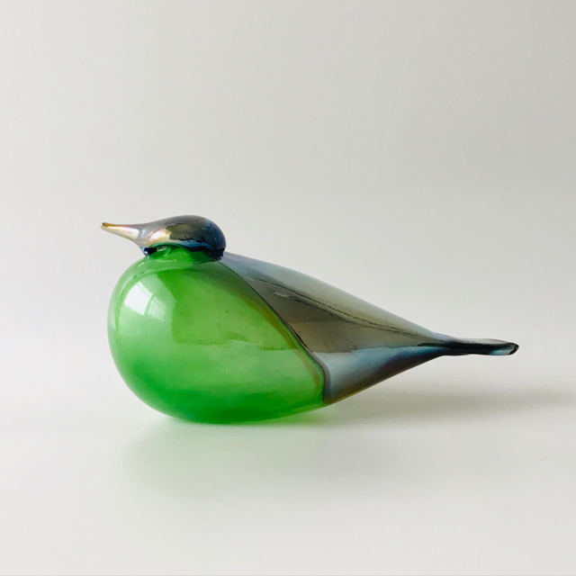 iittala(イッタラ)のGreen Waterbird 2009 オイバ・トイッカ  バード イッタラ エンタメ/ホビーの美術品/アンティーク(ガラス)の商品写真