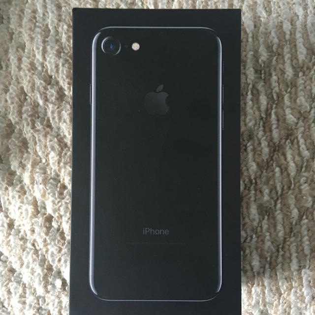 Apple(アップル)のiPhone7 128gb ブラック 箱のみ スマホ/家電/カメラのスマートフォン/携帯電話(その他)の商品写真