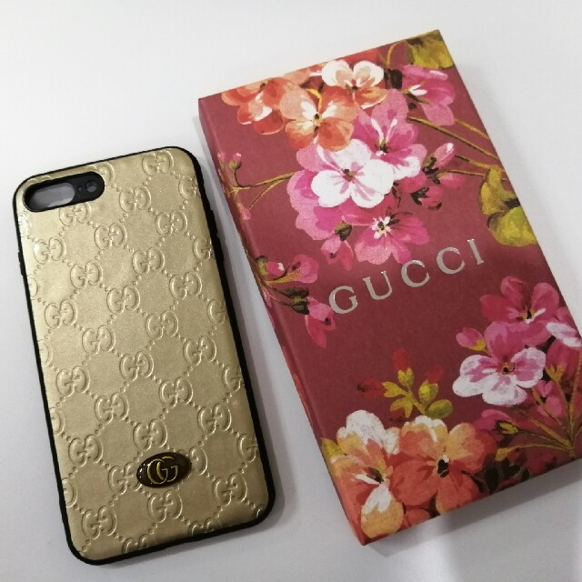 Iphone8 ケース coach / coach iphone8 ケース 人気