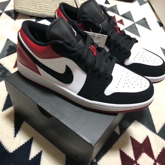 Air Jordan 1 Low Black Toe