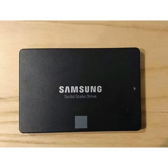 SAMSUNG(サムスン)のSamsung SSD 120GB 850 2.5インチ 内蔵 スマホ/家電/カメラのPC/タブレット(PCパーツ)の商品写真