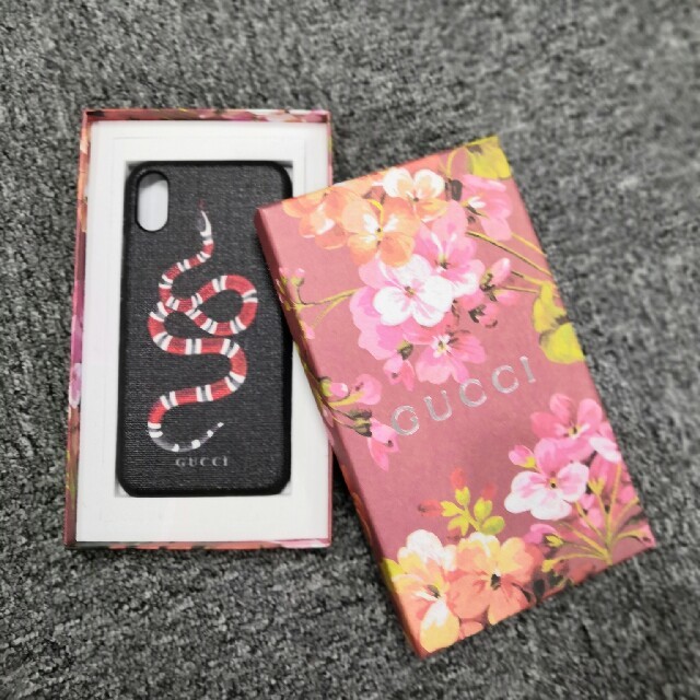 エルメス iPhone8 ケース 芸能人 、 Gucci - Gucciグッチ　ヘビ　携帯ケース

の通販 by KAI.TO ʚ♡ɞ's shop｜グッチならラクマ