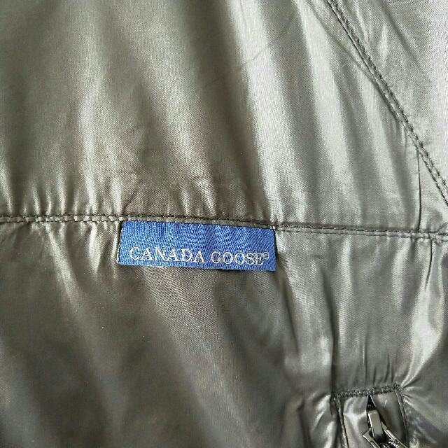 CANADA GOOSE(カナダグース)の【送料無料】canada goose パーカー メンズのジャケット/アウター(マウンテンパーカー)の商品写真