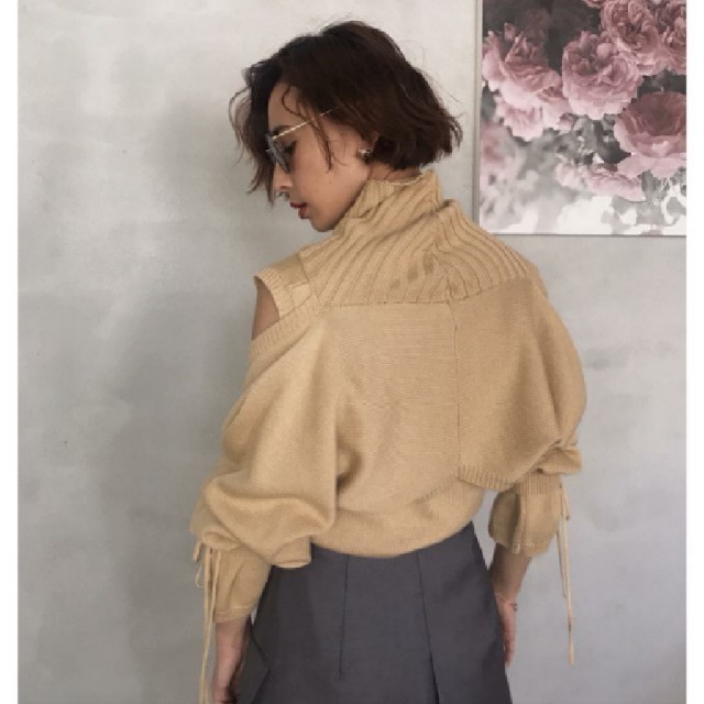 Ameri vintage HUG KNIT 完売ベージュ