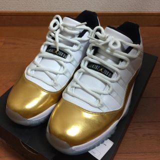 ナイキ(NIKE)の美品  NIKE AIR JORDAN 11 RETRO LOW  白/金(スニーカー)