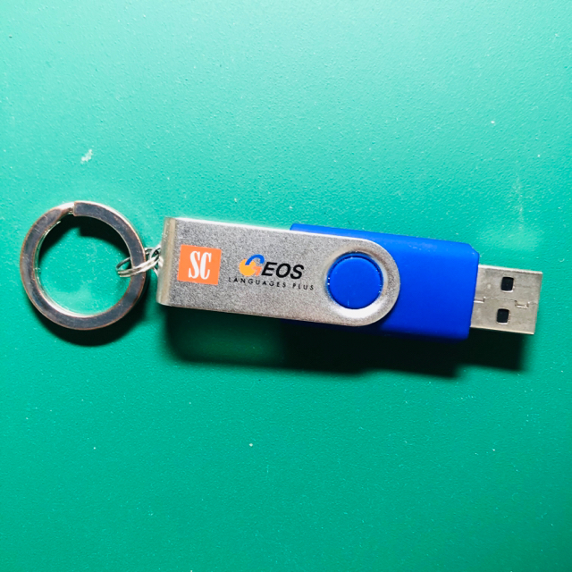 GEOS USB 4gb スマホ/家電/カメラのPC/タブレット(PC周辺機器)の商品写真