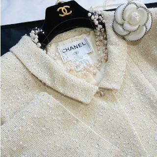 シャネル(CHANEL)のシャネルジャケット★インナー付き★MIXツイード❤️ＣoＣoマーク❤️新品同様(テーラードジャケット)