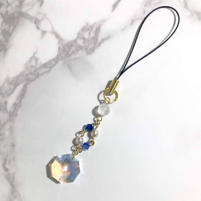 SWAROVSKI(スワロフスキー)の【Swarovski】クリスタルブルーAB×ブルー✴︎ストラップ&キーホルダー ハンドメイドのアクセサリー(キーホルダー/ストラップ)の商品写真