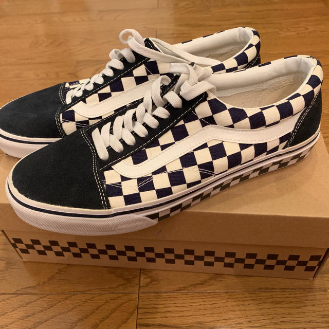 VANS(ヴァンズ)のVANS OLD SKOOL 未使用デッドストック ネイビー 9H メンズの靴/シューズ(スニーカー)の商品写真