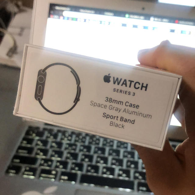 Apple Watch(アップルウォッチ)のApplewatch serise3 38mm スペースグレイ 新品未開封 メンズの時計(腕時計(デジタル))の商品写真