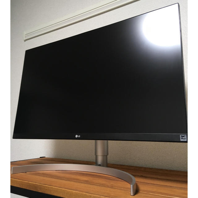 LG 27UK850-W ☆4K HDRモニター☆