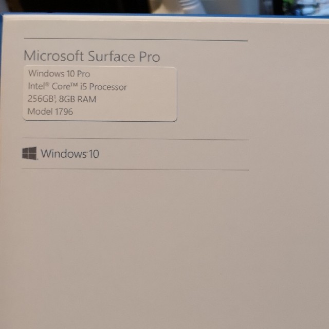 Microsoft Surface Pro（専用キーボードカバー付）
