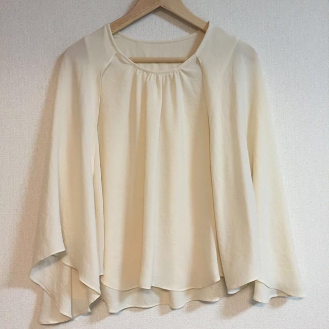 UNITED ARROWS green label relaxing(ユナイテッドアローズグリーンレーベルリラクシング)の未使用♡サラッと着れる上品ブラウス レディースのトップス(シャツ/ブラウス(半袖/袖なし))の商品写真