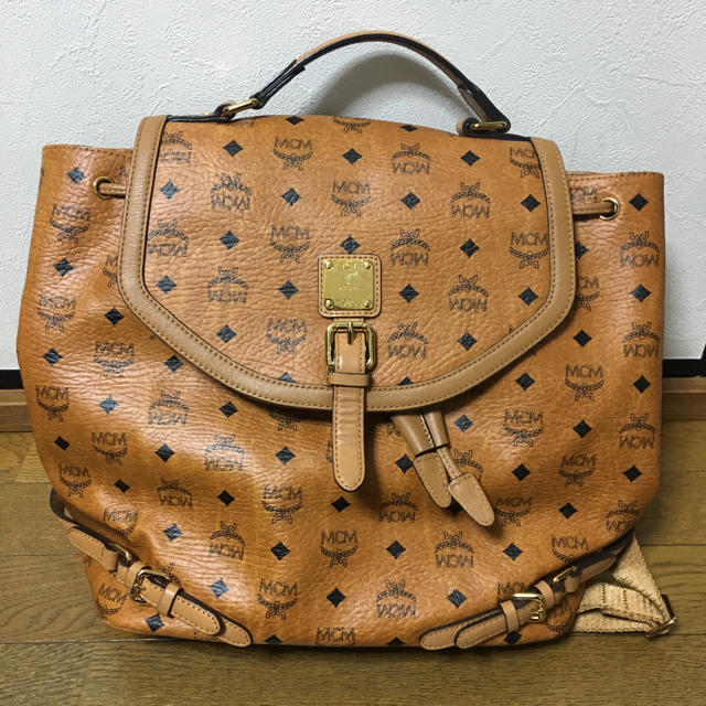 注目ブランドのギフト MCM - MCM リュック リュック+バックパック ...