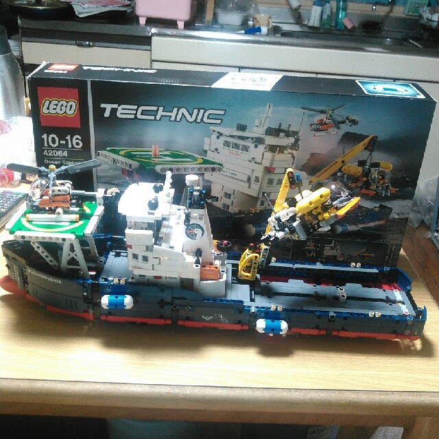 LEGO 42064 テクニック ２IN1海洋調査船１度ずつ組み立て新品同様美品のサムネイル