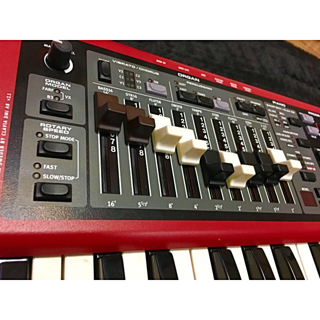 Nord electro 4D 61鍵 (M-AUDIOペダル付き★) 楽器の鍵盤楽器(キーボード/シンセサイザー)の商品写真