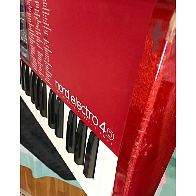 Nord electro 4D 61鍵 (M-AUDIOペダル付き★) 楽器の鍵盤楽器(キーボード/シンセサイザー)の商品写真