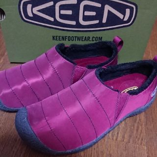 キーン(KEEN)のKEEN  HOWSER Ⅱ  レッド 新品未使用(スニーカー)