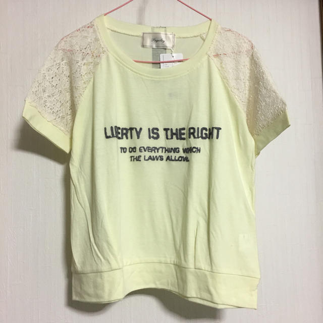 PAGEBOY(ページボーイ)の【新品】PAGEBOY 袖レースTシャツ イエロー レディースのトップス(Tシャツ(半袖/袖なし))の商品写真