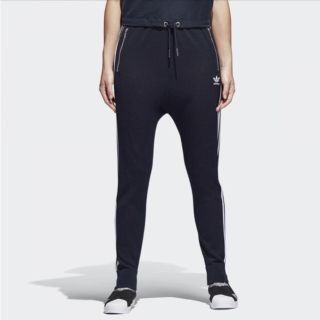 アディダス(adidas)のadidas オリジナルス M KNITTED LOW CROTCH PANTS(その他)