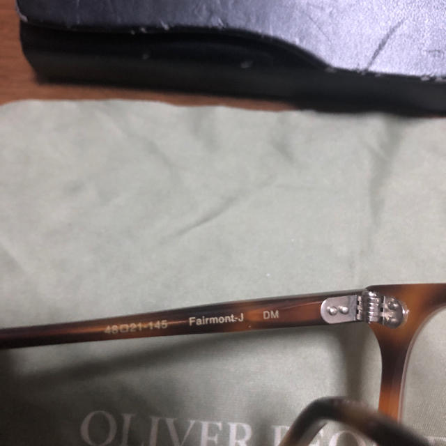 OLIVER PEOPLES オリバーピープルズ（度なし）美品 レディースのファッション小物(サングラス/メガネ)の商品写真