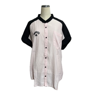リベットアンドサージ(rivet & surge)のrivet&surge 半袖開襟シャツ ロングシャツ 黒×ピンク(Tシャツ(半袖/袖なし))