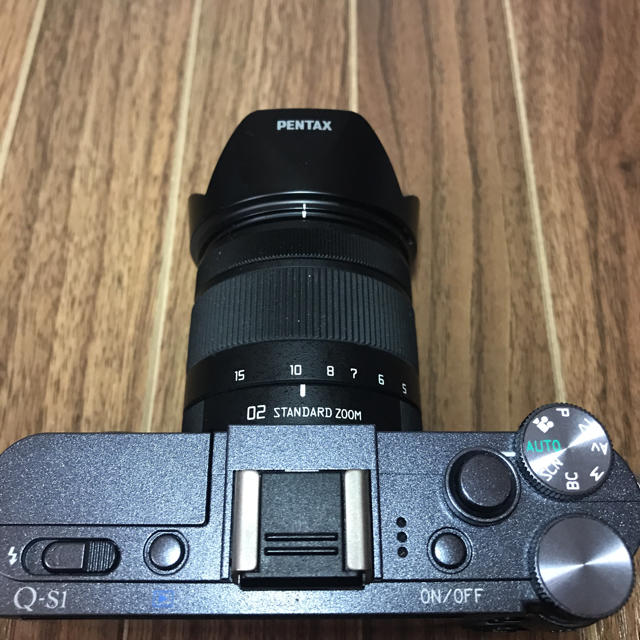 PENTAX(ペンタックス)のPENTAX QS1 スマホ/家電/カメラのカメラ(ミラーレス一眼)の商品写真