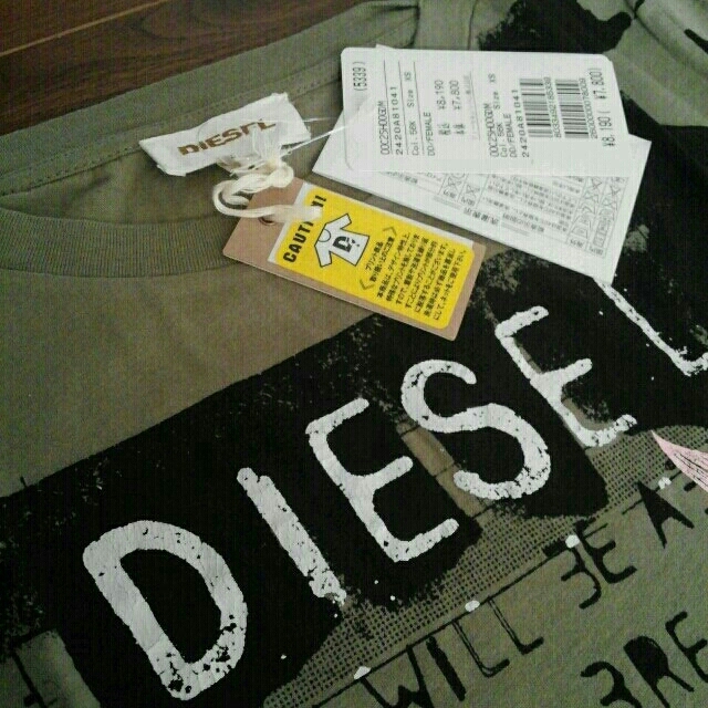 DIESEL(ディーゼル)のDIESEL Tシャツ レディースのトップス(Tシャツ(半袖/袖なし))の商品写真