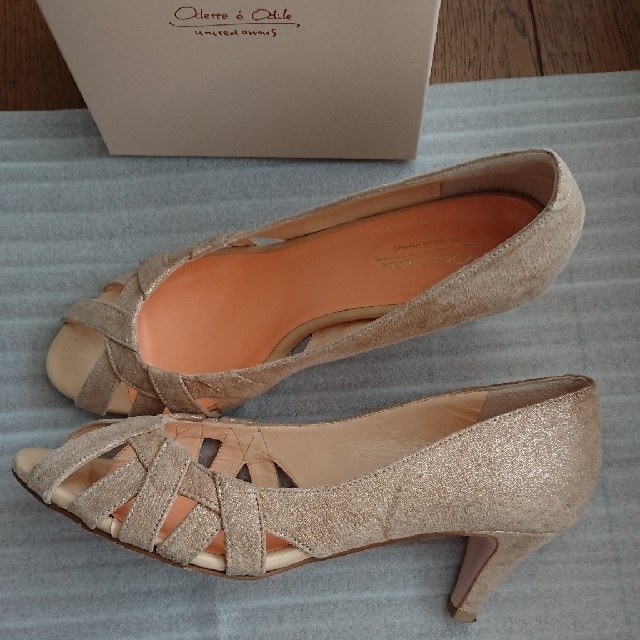 Odette e Odile(オデットエオディール)のOdette e Odile パンプス 24.5cm レディースの靴/シューズ(ハイヒール/パンプス)の商品写真